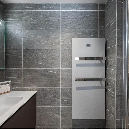A Rochebrune Avec Piscine, Sauna Et Proximite Centre - Fr-1-569-29 Apartment Megeve