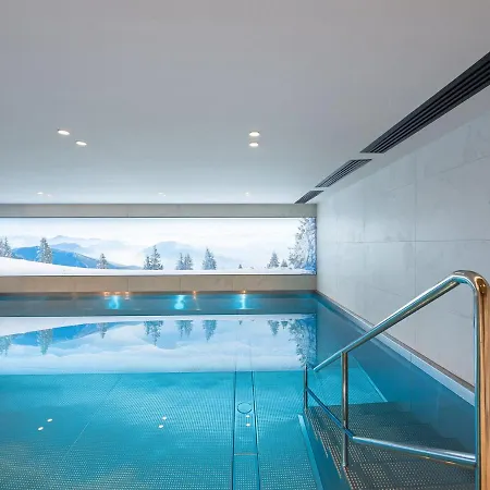 Appartement à Rochebrune Avec Piscine, Sauna Et Proximité Centre - Fr-1-569-29
