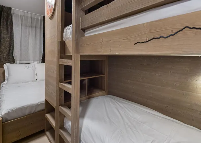 A Rochebrune Avec Piscine, Sauna Et Proximite Centre - Fr-1-569-29