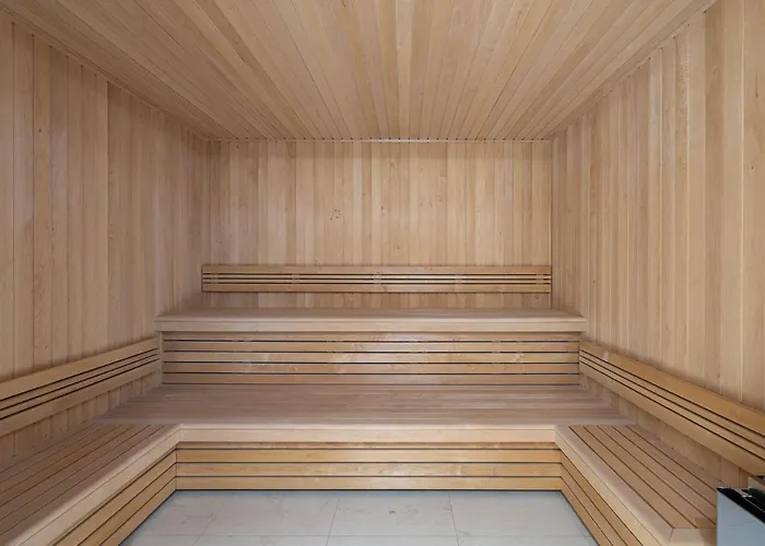 A Rochebrune Avec Piscine, Sauna Et Proximite Centre - Fr-1-569-29 * موجوف