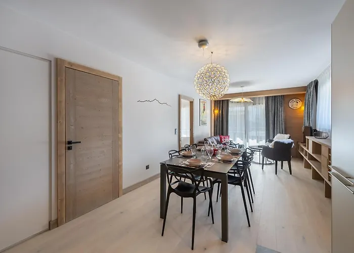 شقة A Rochebrune Avec Piscine, Sauna Et Proximite Centre - Fr-1-569-29 موجوف